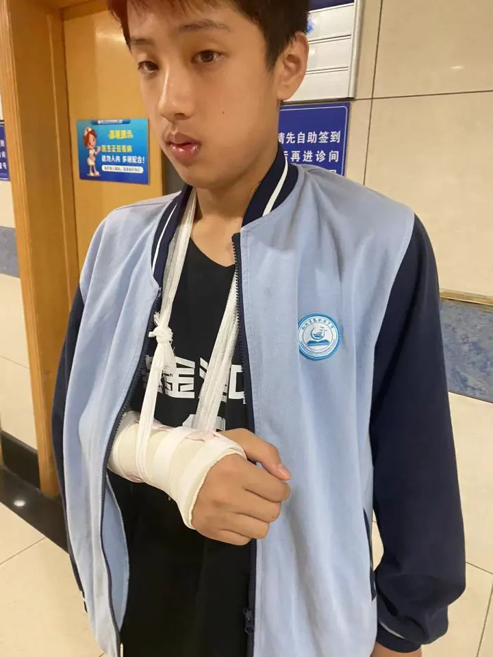 如何制定有效的篮球训练策略以提高球员表现_1